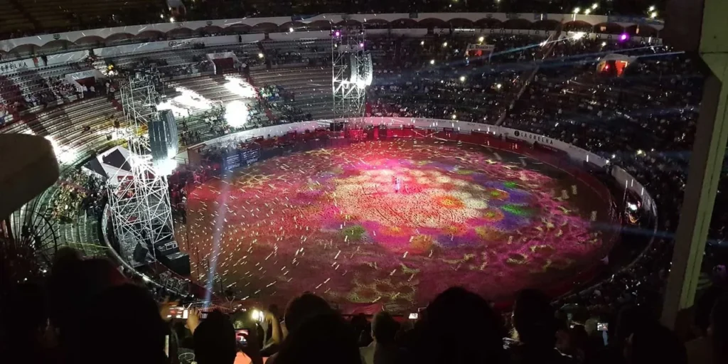 Floor projection and concert stage during a Pepe Aguilar performance — view 3
