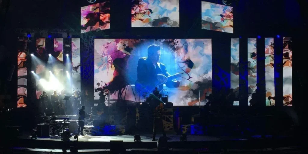 LED screen visuals during a Pepe Aguilar concert in Querétaro — view 3