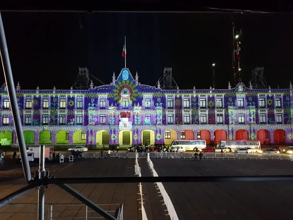 Architectural projection mapping on Toluca Government Palace — view 4