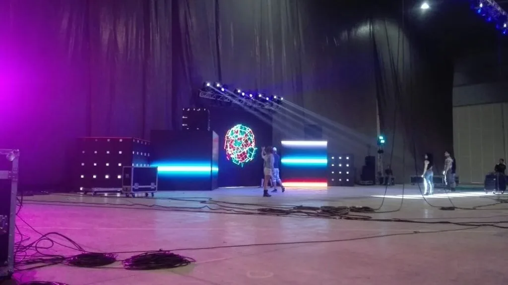 Display and playback setup for the Ford project in Mexico City — view 4
