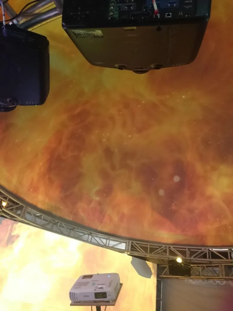 Curved dome projection setup at InfoComm Bogotá — view 4