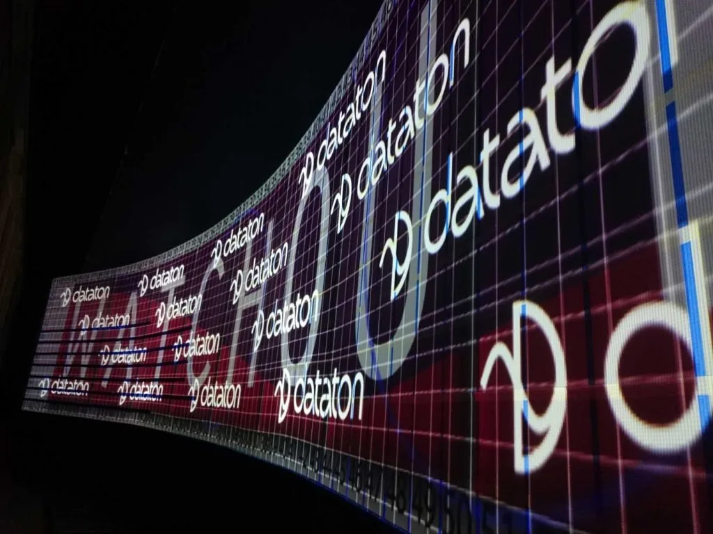 Museum projection surfaces, plasma displays and installation views in Monterrey — view 6