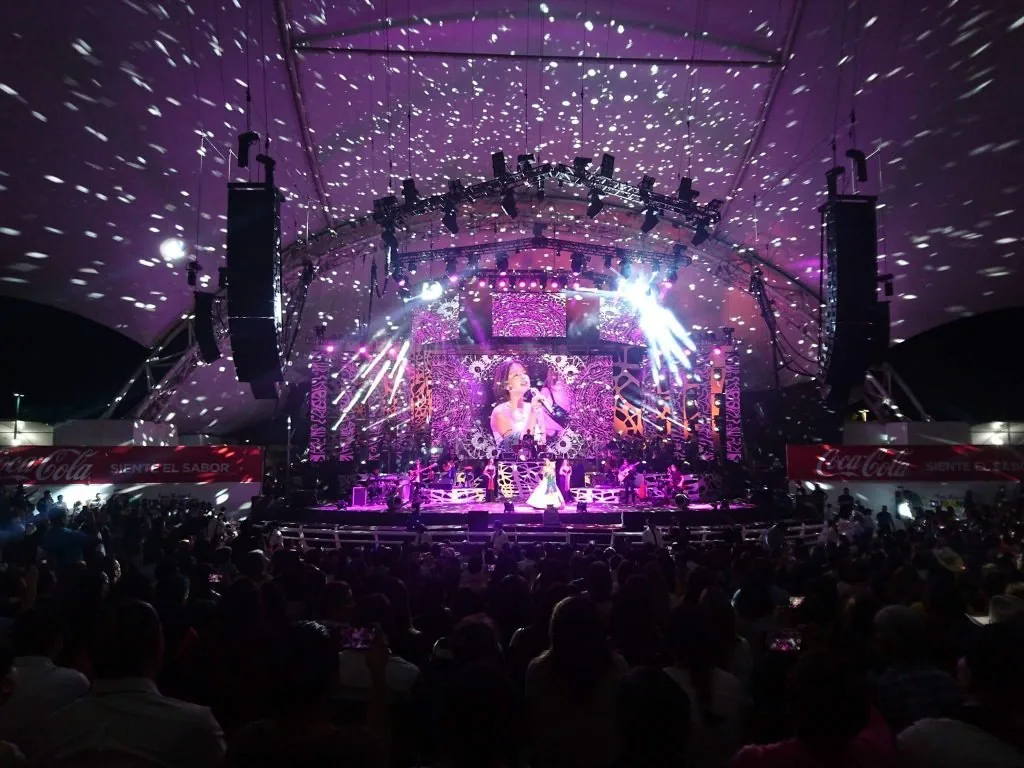 LED screen visuals during a Pepe Aguilar concert in Querétaro — view 6