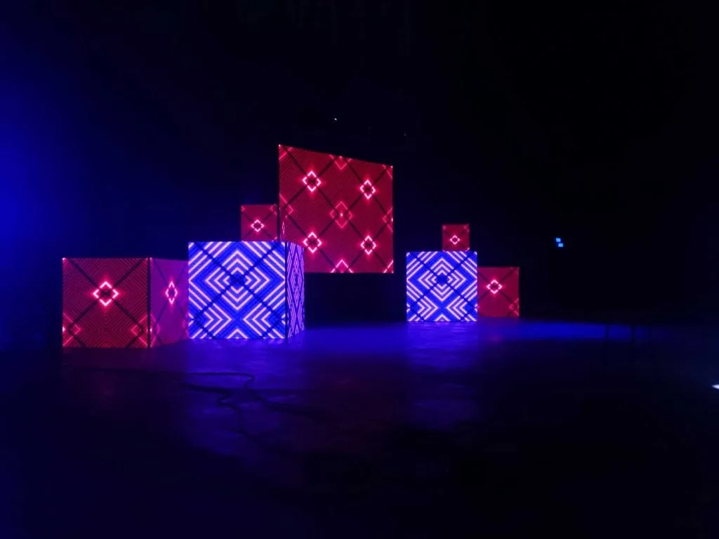 Display and playback setup for the Ford project in Mexico City — view 6