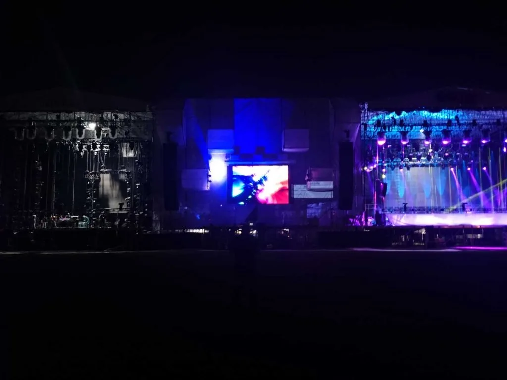 Festival stage, projection surfaces and live visuals at Pal Norte 2015 — view 7