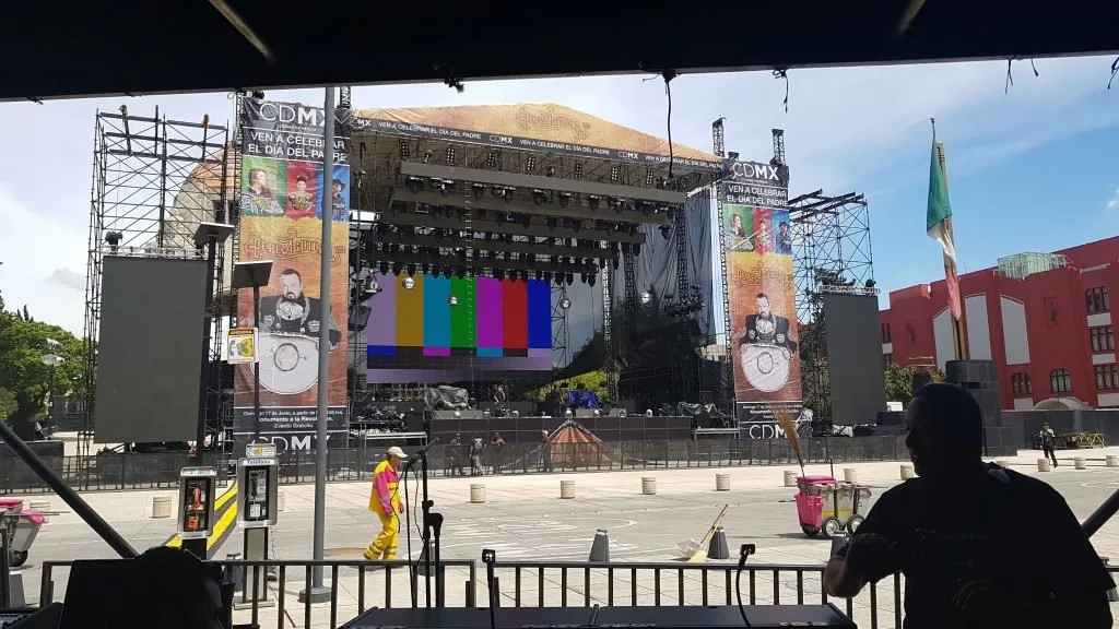 LED concert screen for Pepe Aguilar at the Monument to the Revolution — view 7