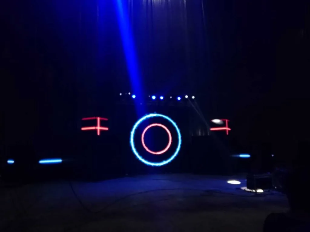 Display and playback setup for the Ford project in Mexico City — view 9