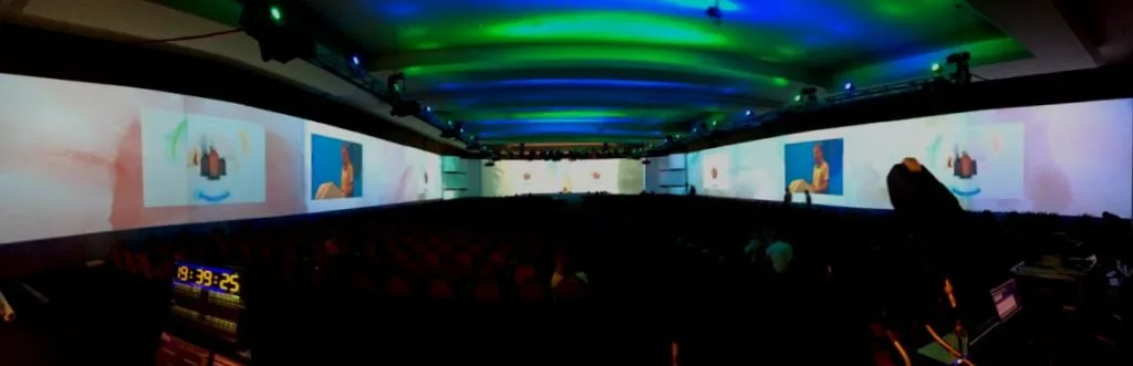 Ultra-wide multi-output projection surface for Zumm Brasil in Cancún — view 9