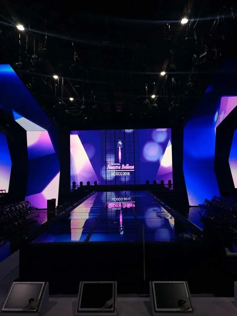 LED presentation stage for Nuestra Belleza México — view 15